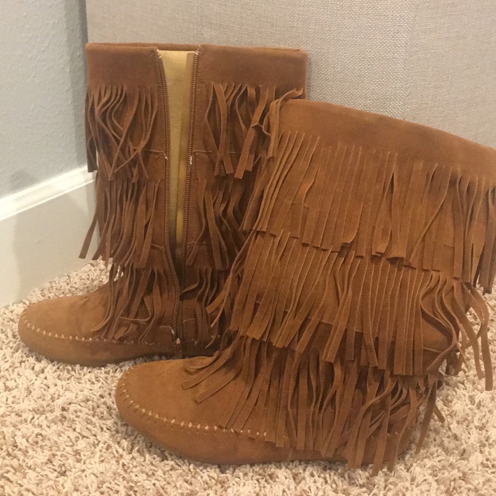 Fringe boots size 7